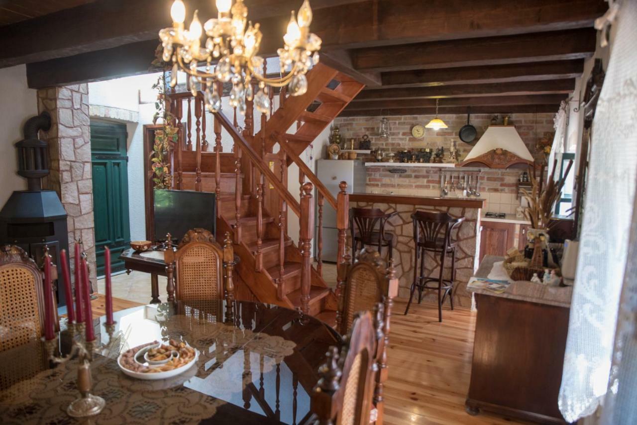 Holiday Home Zavala クレック エクステリア 写真