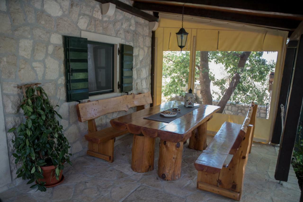 Holiday Home Zavala クレック エクステリア 写真