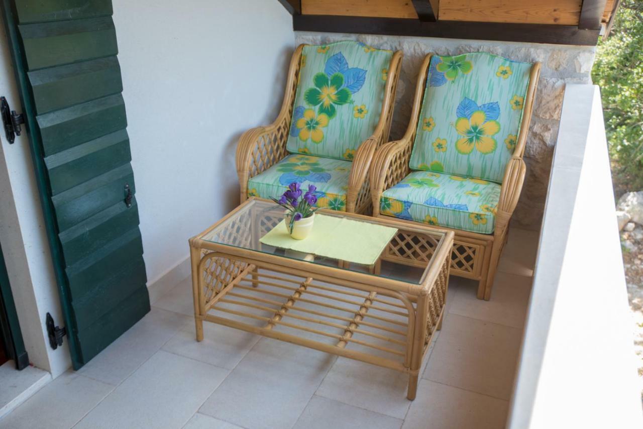 Holiday Home Zavala クレック エクステリア 写真