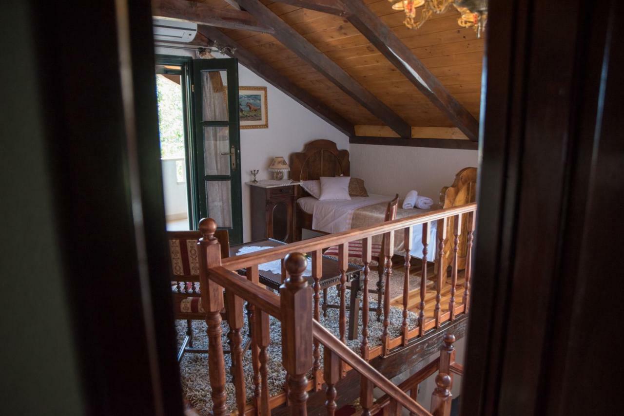 Holiday Home Zavala クレック エクステリア 写真