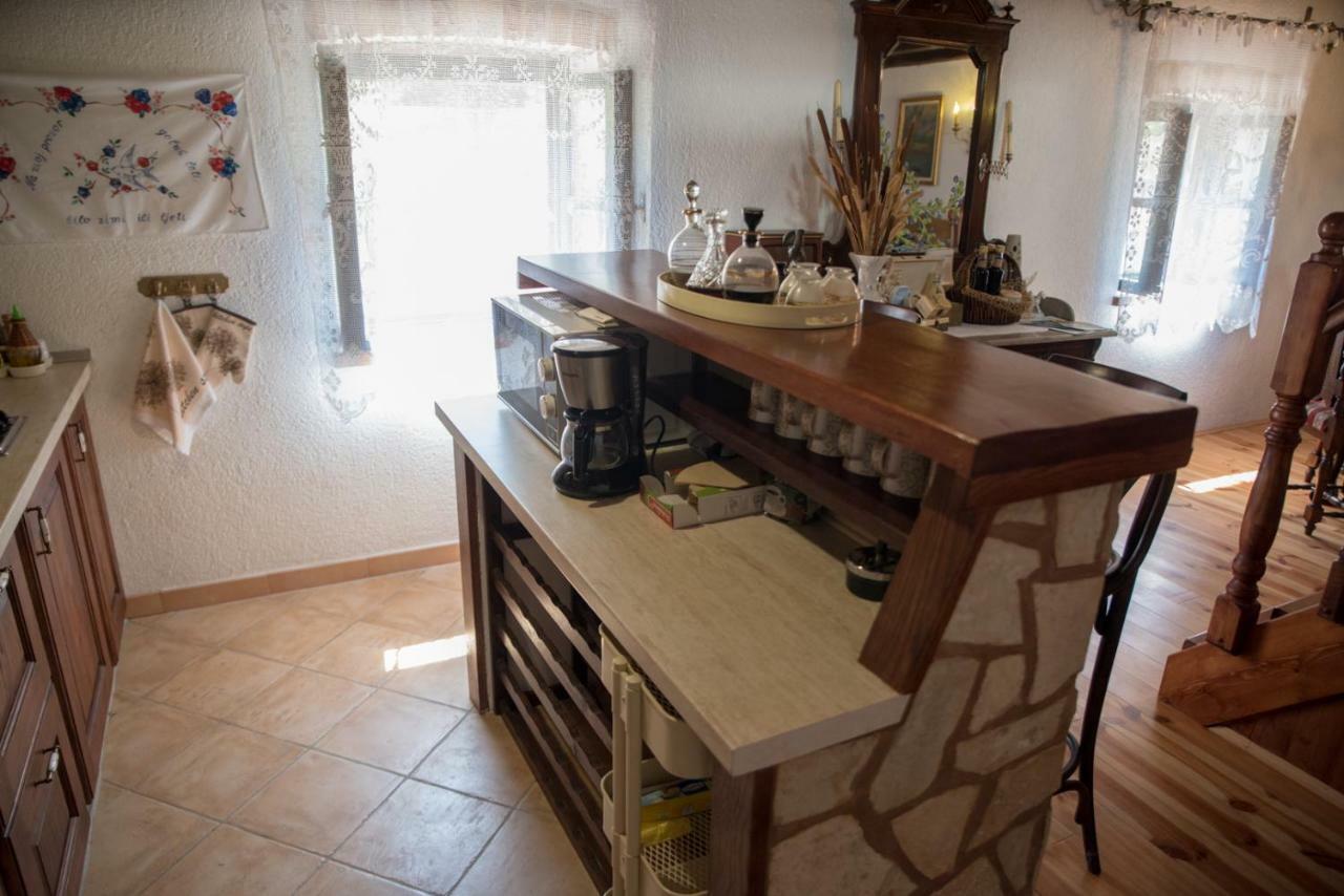 Holiday Home Zavala クレック エクステリア 写真