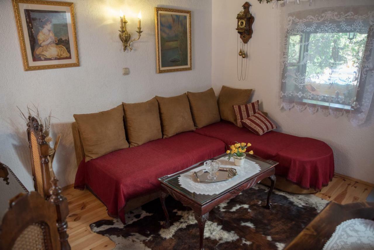 Holiday Home Zavala クレック エクステリア 写真